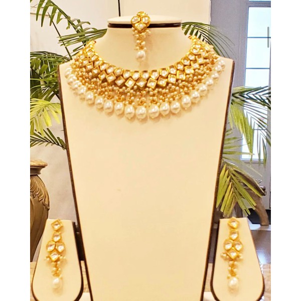 Indo Western Classic Necklace With Gold Plating
